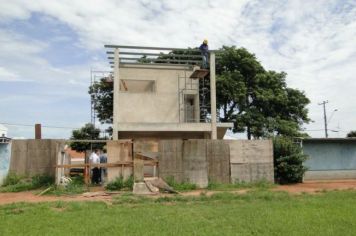 Foto - Primeira visita a obras em andamento.