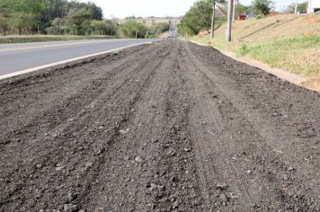 MELHORIAS NOS ACOSTAMENTOS DE RODOVIA