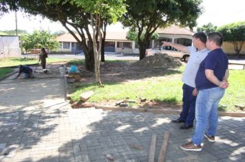 PREFEITO VISITA OBRAS EM ANDAMENTO