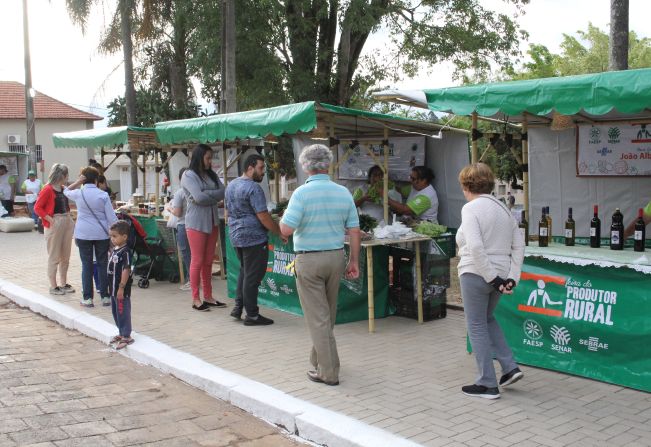 FEIRA DO PRODUTOR RURAL É INAUGURADA COM SUCESSO!