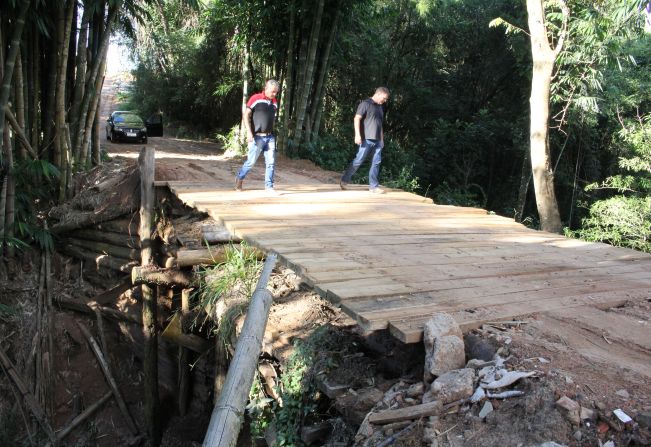 RECUPERAÇÃO DE PONTES NO HORTO DE PIRATININGA