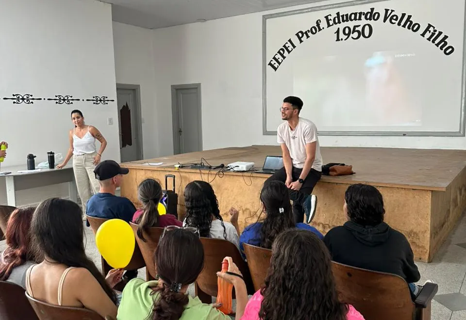 ENTRE O COPÃO E A RAZÃO: O QUE VOCÊ ESCOLHE PRA SI?