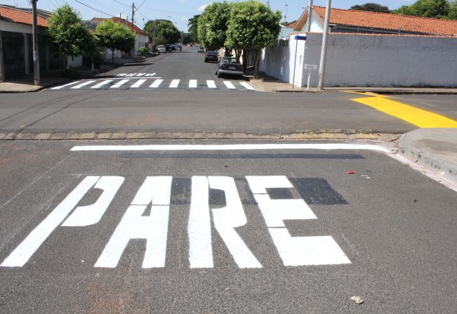 SINALIZAÇÃO DE SOLO E LOMBADA