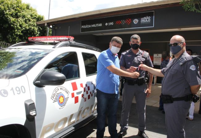 POLÍCIA MILITAR RECEBE VIATURA NOVA