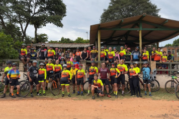 Neste Domingo o Grupo do Pedal Superação MTB de Piratininga fez um passeio Ciclistico da cidade Piratininga até o Distrito de Brasília Paulista.