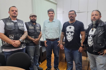 UNIÃO QUE FAZ A FORÇA: MOTOCICLISTAS INSANOS E PREFEITURA JUNTOS PELO SOCIAL