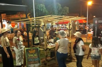 EXPOSIÇÃO DE TURISMO RURAL É UM SUCESSO NA FEIRA DA LUA